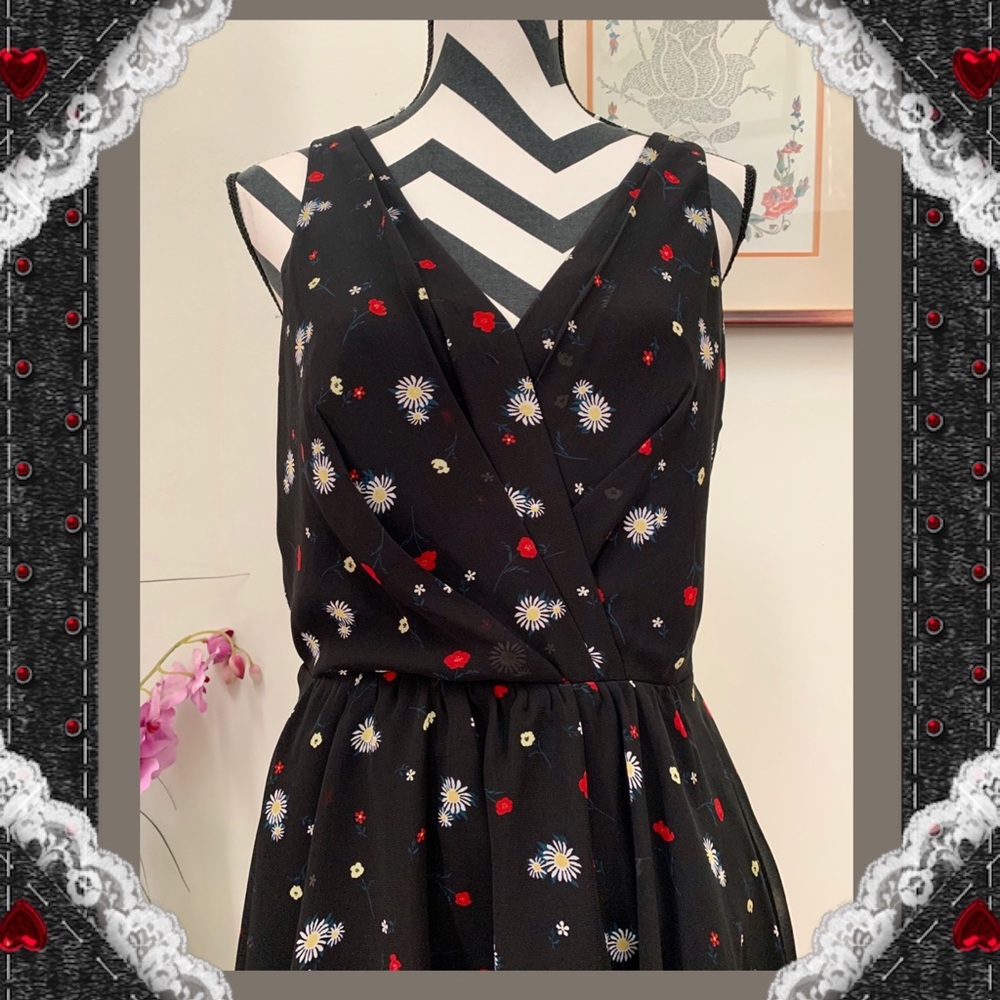 BCBGeneration Lace Inserted Ruffle Floral Dress - Picture 4 of 11